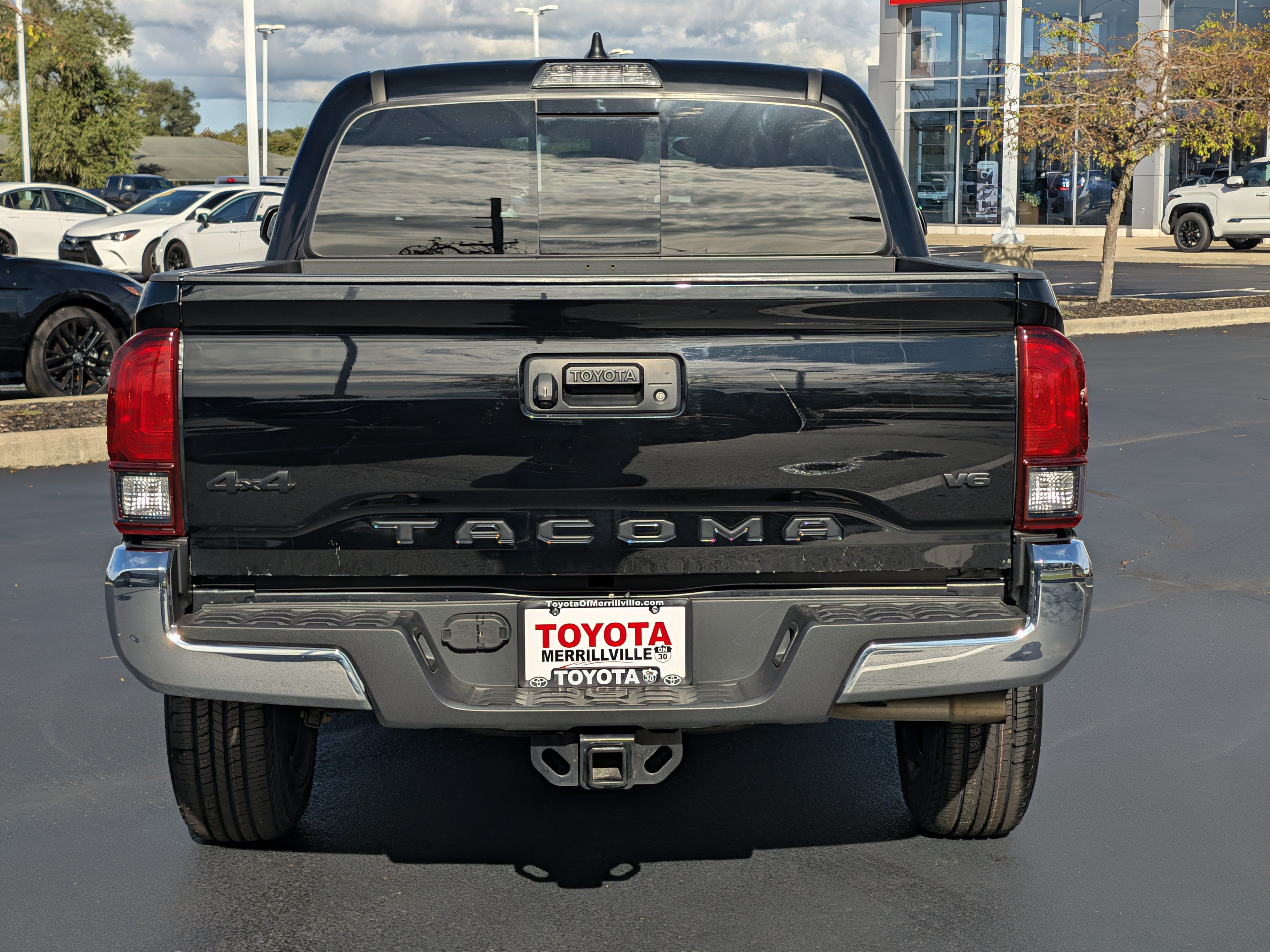 Certified 2023 Toyota Tacoma SR5 AWD/4WD image 7