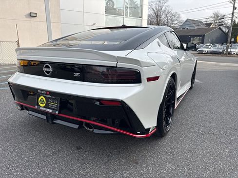 Used 2025 Nissan Z NISMO w/ Floor Mat Package image 15
