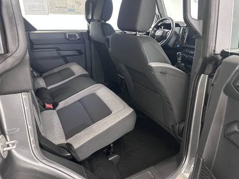 Used 2025 Ford Bronco 4-Door image 33