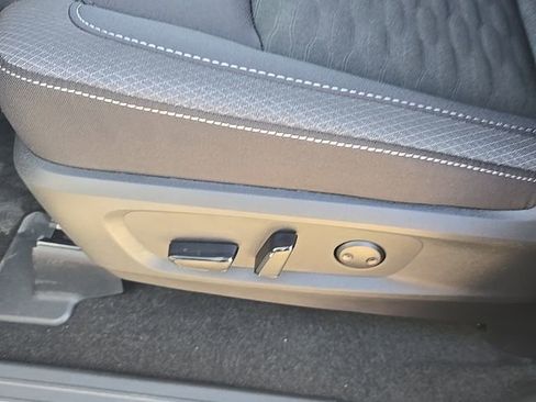 New 2026 Nissan Pathfinder SV image 7