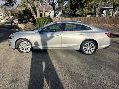 Used 2019 Chevrolet Malibu LT image 4