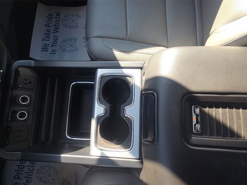 Used 2018 GMC Sierra 1500 SLT w/ SLT Premium Package image 31