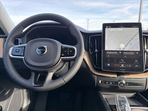 New 2026 Volvo XC60 B5 Plus w/ Protection Package Premier image 10