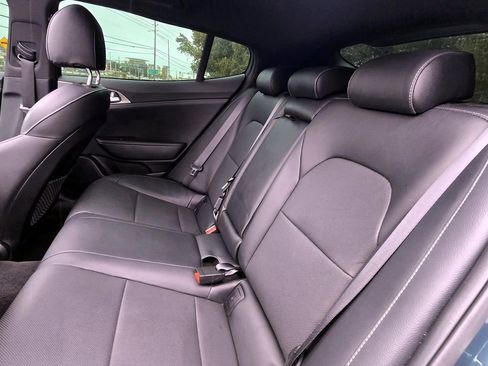 Used 2022 Kia Stinger GT1 image 25