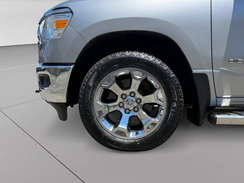 Used 2019 RAM 1500 Big Horn AWD/4WD image 9