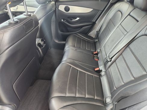 Used 2019 Mercedes-Benz GLC 300 image 22