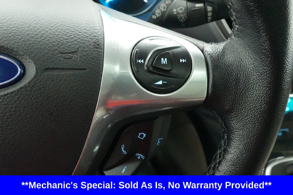 Used 2014 Ford Escape Titanium w/ Equipment Group 401A AWD/4WD image 32