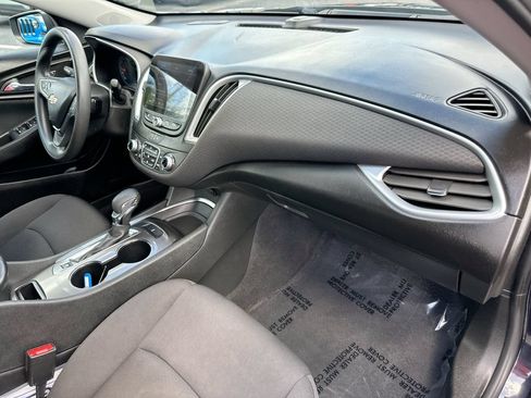 Used 2023 Chevrolet Malibu LT FWD image 28