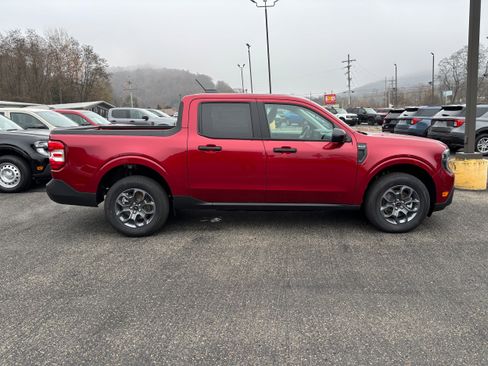 New 2025 Ford Maverick XLT w/ XLT Luxury Package image 3