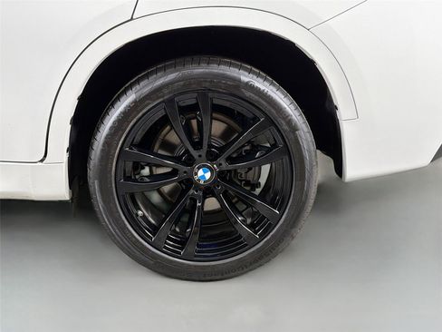 Used 2017 BMW X6 xDrive40i AWD/4WD image 29