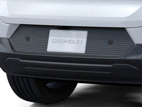 New 2026 Chevrolet Equinox EV LT image 14