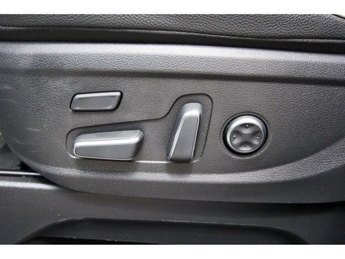 Used 2023 Hyundai Palisade Limited FWD image 29