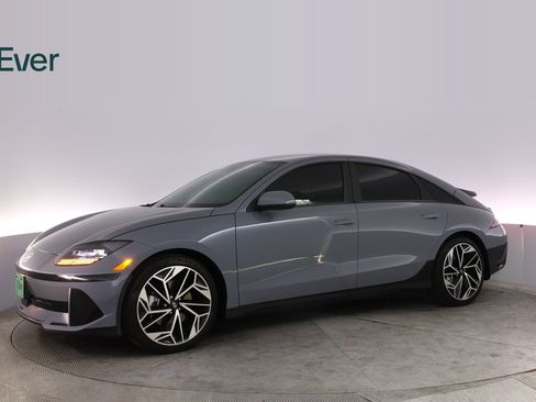 Used 2024 Hyundai Ioniq 6 Limited RWD image 18