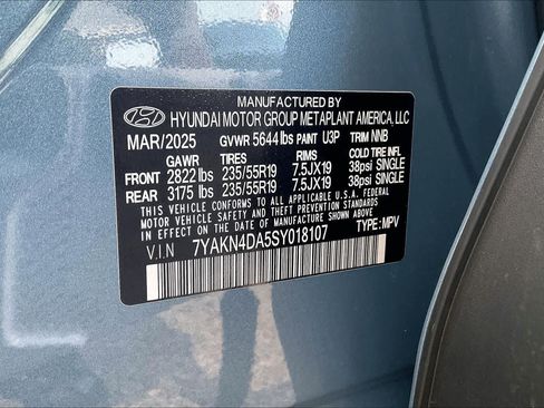 Certified 2025 Hyundai Ioniq 5 SEL RWD image 33