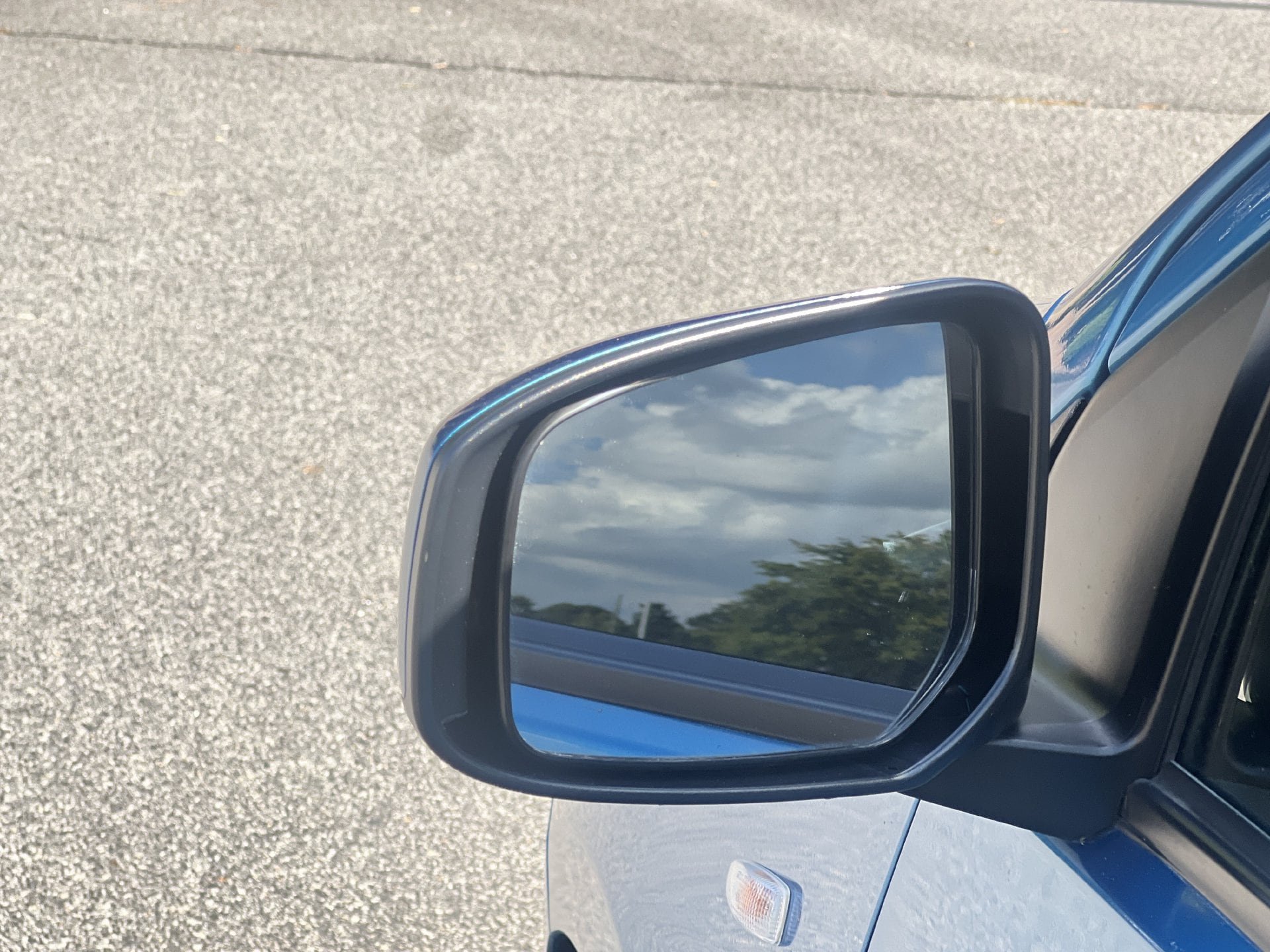 Used 2024 Mitsubishi Mirage ES FWD image 26