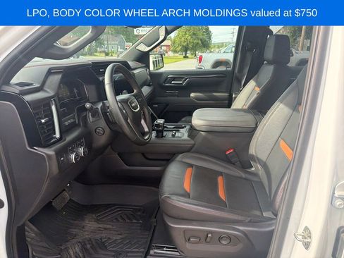 Used 2025 GMC Sierra 1500 AT4 w/ AT4 Premium Package AWD/4WD image 11