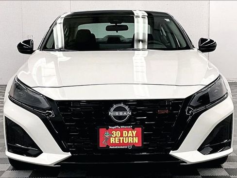 New 2026 Nissan Altima 2.5 SR w/ SR Midnight Edition Package FWD image 16