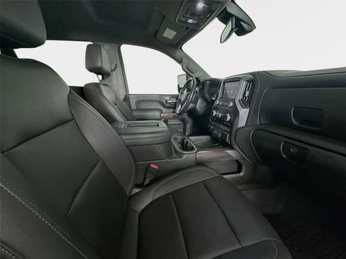 Certified 2022 GMC Sierra 3500 SLT w/ SLT Premium Package AWD/4WD image 34