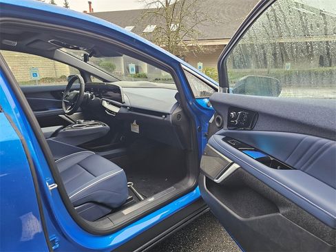 New 2026 Cadillac Optiq Luxury 2 image 10