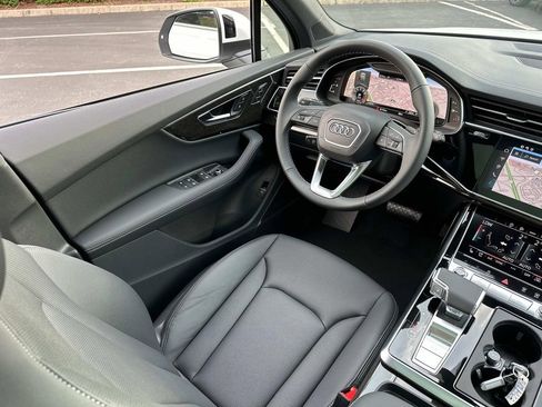 New 2025 Audi Q7 3.0T Premium Plus image 31