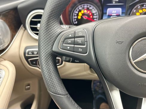 Used 2019 Mercedes-Benz GLC 300 GLC 300 image 11