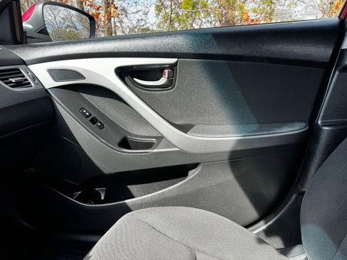 Used 2016 Hyundai Elantra Value Edition image 6