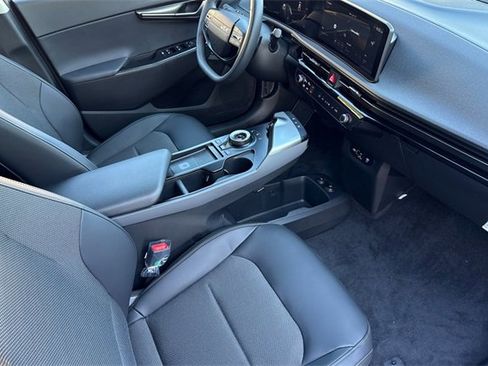 New 2025 Kia EV6 Light image 18