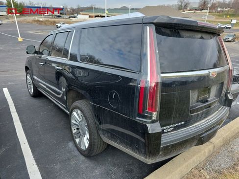 Used 2019 Cadillac Escalade ESV Platinum image 4