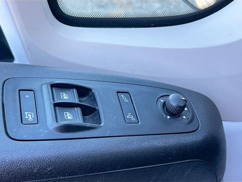 Used 2021 RAM ProMaster 2500 image 15