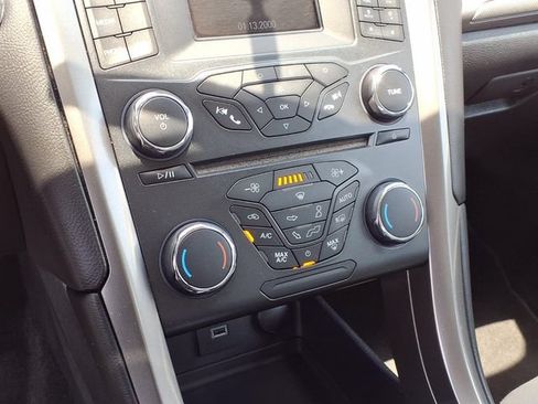 Used 2018 Ford Fusion S FWD image 9