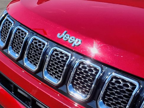 Used 2023 Jeep Compass Limited image 26