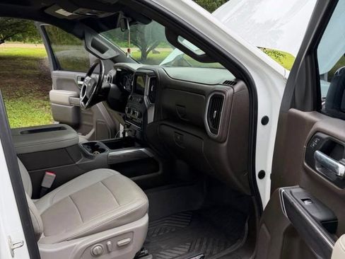 Used 2021 Chevrolet Silverado 1500 LTZ AWD/4WD image 20
