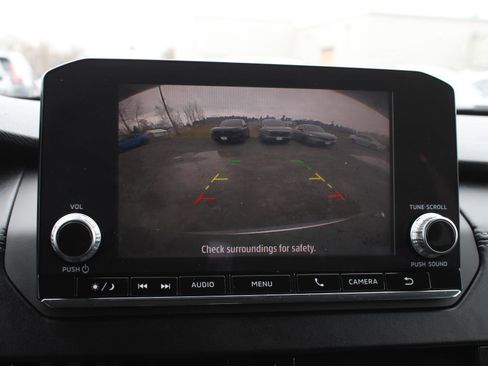 Used 2022 Mitsubishi Outlander ES image 13