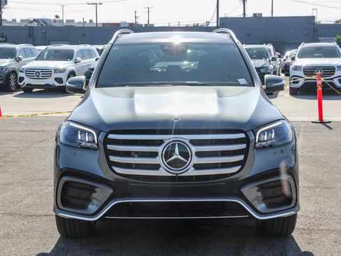 New 2026 Mercedes-Benz GLS 580 4MATIC image 2
