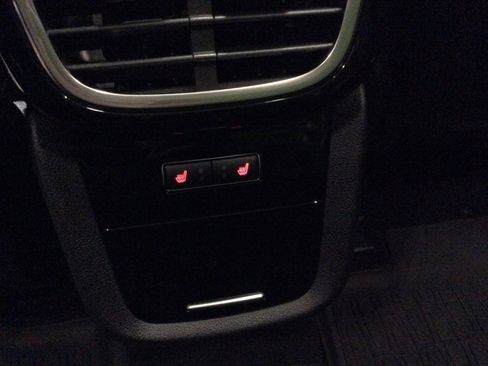 Used 2023 Lincoln Nautilus Reserve image 36