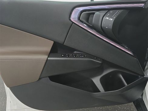 Certified 2025 BMW X3 xDrive30i w/ Convenience Package image 23