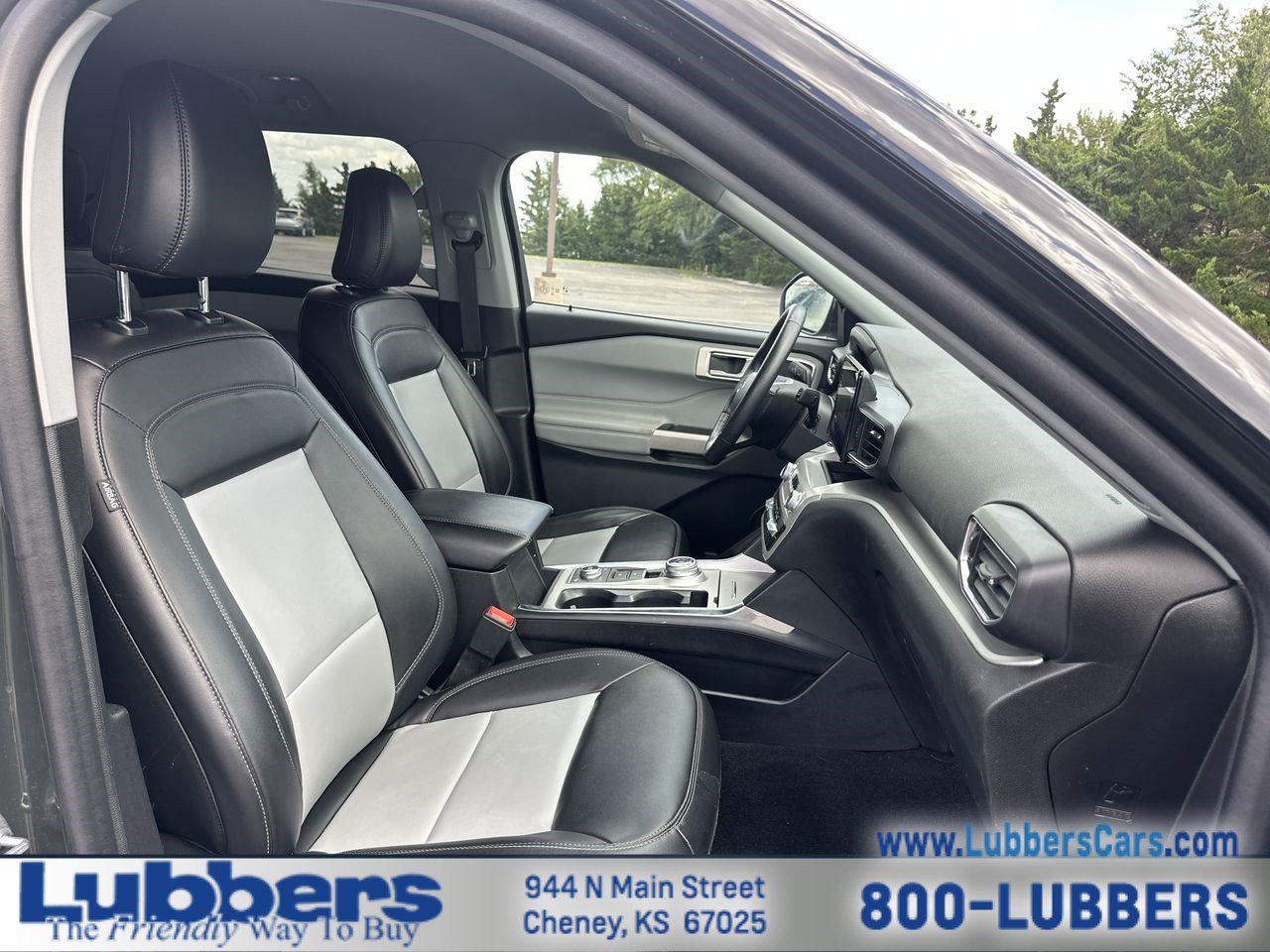 Used 2023 Ford Explorer XLT w/ Equipment Group 202A AWD/4WD image 21