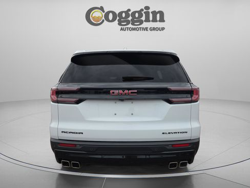 Used 2024 GMC Acadia Elevation w/ Black Edition FWD image 4
