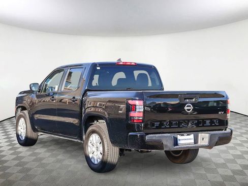 Used 2023 Nissan Frontier SV image 6