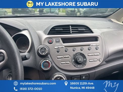 Used 2013 Honda Fit image 12