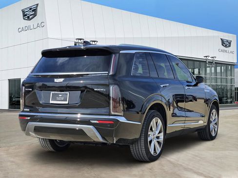 New 2026 Cadillac Vistiq Luxury image 5