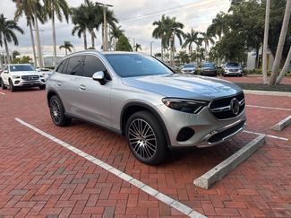 Used 2023 Mercedes-Benz GLC 300 GLC 300 video 1