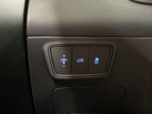 Used 2022 Hyundai Santa Cruz SEL image 17