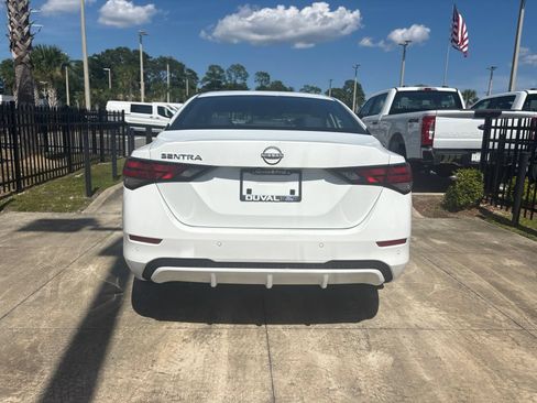 Used 2024 Nissan Sentra S FWD image 6