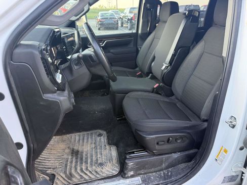 Used 2025 Chevrolet Silverado 2500 LT w/ Safety Package AWD/4WD image 6