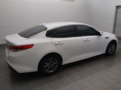 Used 2018 Kia Optima LX w/ Convenience Package FWD image 10