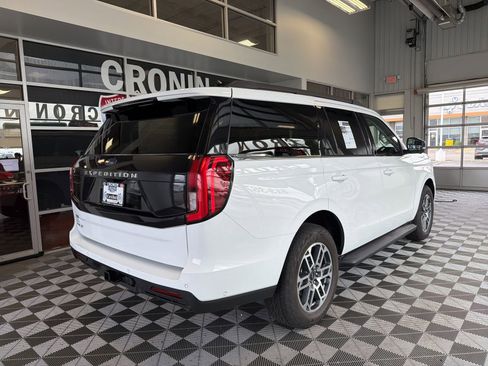 Used 2025 Ford Expedition Active image 6
