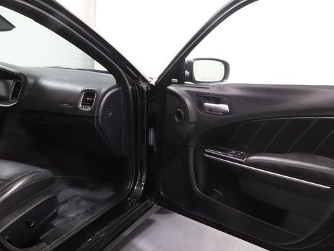 Used 2016 Dodge Charger SXT w/ AWD Plus Group image 12