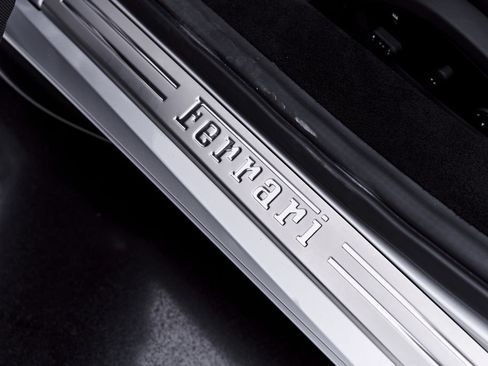 Used 2022 Ferrari F8 Tributo RWD image 62