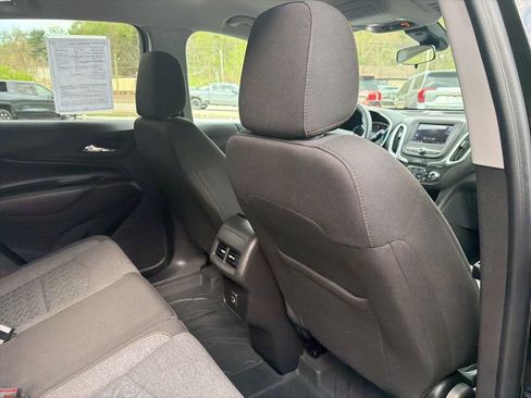 Used 2024 Chevrolet Equinox LT w/ LPO, Floor Liner Package AWD/4WD image 18